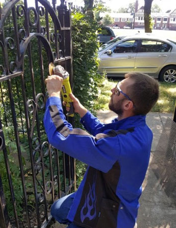 Residential Swing Gate Repair