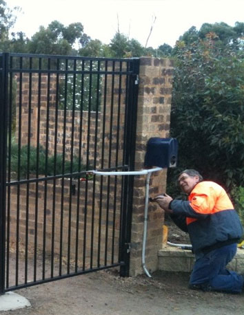 Residential Sliding Gate Repair